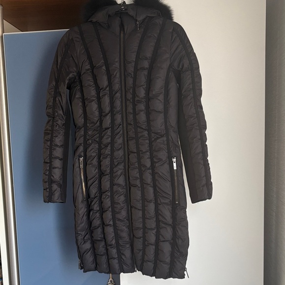 Zac Posen Outerwear - Picture 4 of 12